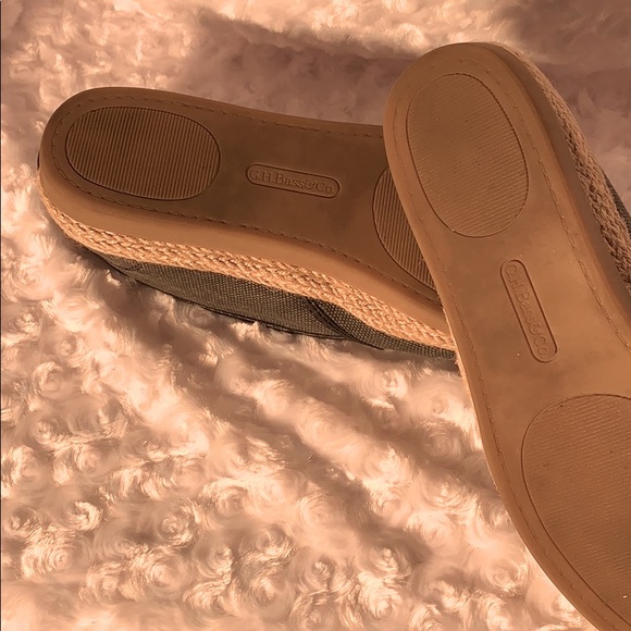 G H Bass & company canvas slip ons - Picture 3 of 6